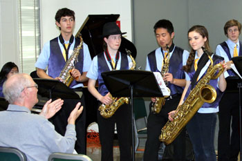 Bill Dendle mentoring jazz students at the TJYBF